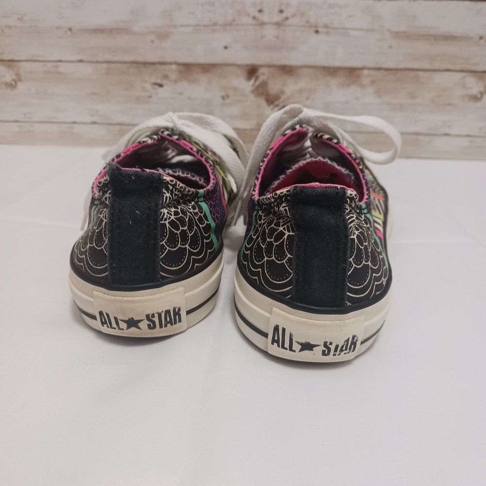 Converse All Star women's tennis shoes Sz 8 colorful Geometric Pattern - Picture 6 of 12
